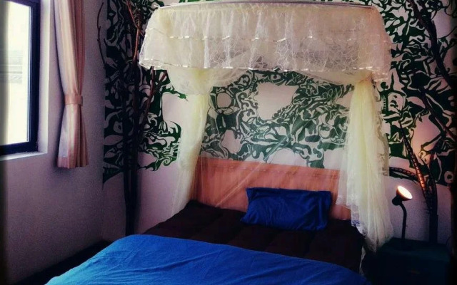 Cangshanerhai Residence Inn