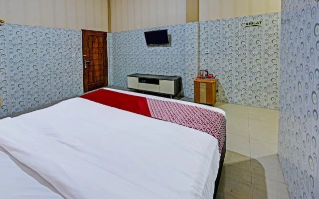 SPOT ON 91376 Hotel Bintang Flores