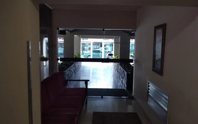 Suíte com Cozinha independente em Apartamento