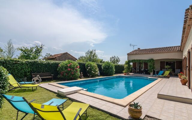 Superb Villa In Olonzac With Swimming Pool Close To Lake