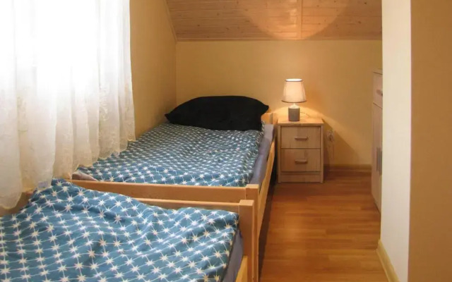 Apartment Right on the Lake, Ryn