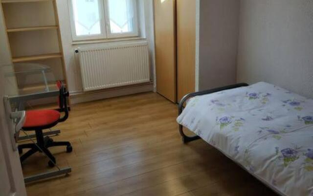 Superbe appartement avec parking gratuit sur place