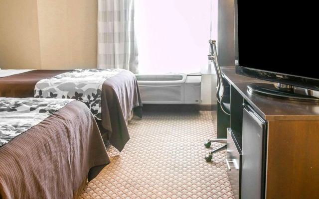 Sleep Inn & Suites - Airport