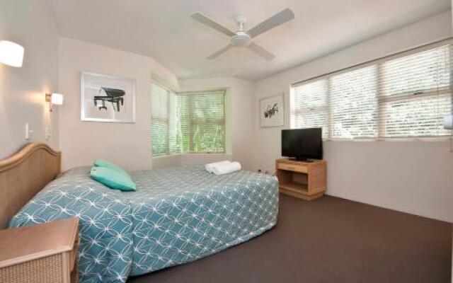 Alderly Apartment 8