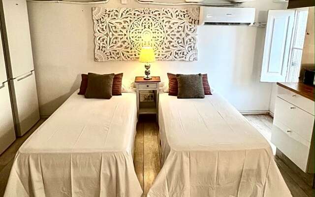 Erandi Ramblas Rooms