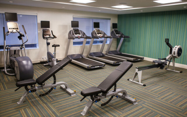 Holiday Inn Express & Suites Louisville Downtown by IHG