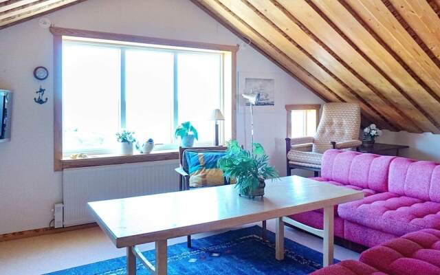 8 Person Holiday Home in Kungshamn