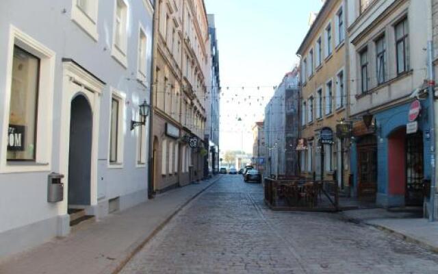 Three-Bedroom Apartment on Peldu 19