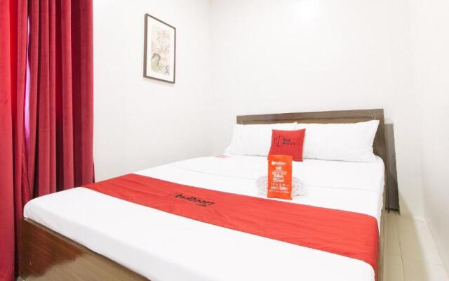 RedDoorz near Fernwoods Garden Quezon City