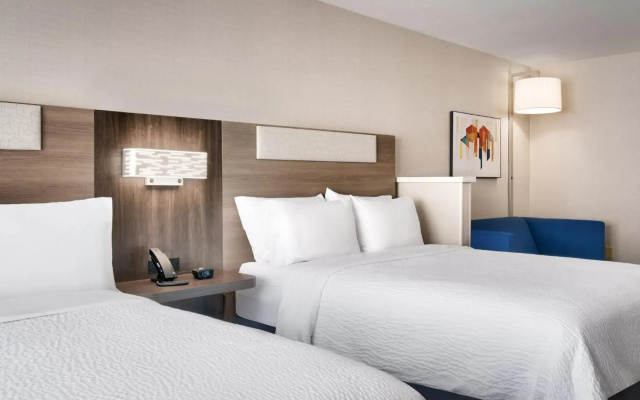 Holiday Inn Express Hotel Suites Helena