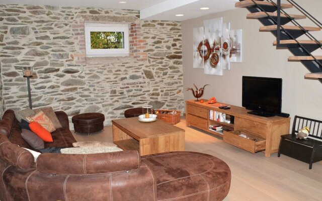Affluent Farmhouse in Elsenborn with Infrared Sauna