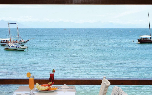 Hotel La Foret & Beach Club