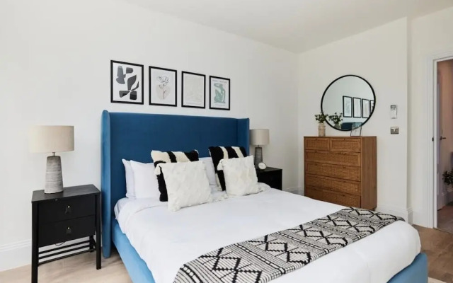 The Wembley Park Gem - Lovely 2bdr Flat With Balcony