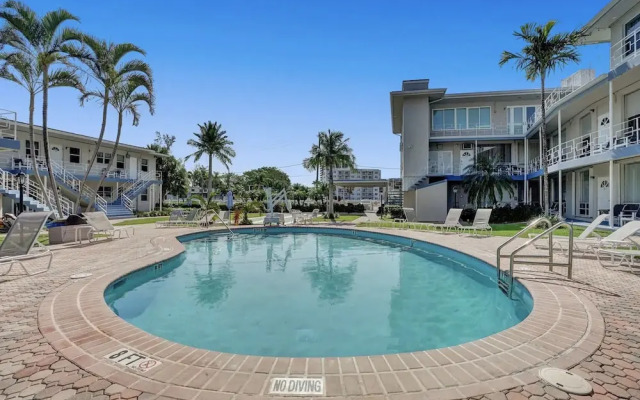 Serene Seaside Escape 1BR Bliss