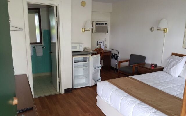 Budget Host Inn