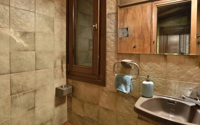 KARYATIS LUXURY MAISONETTE by K&K