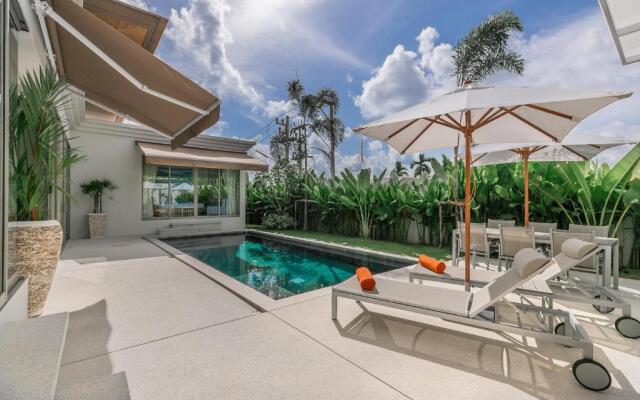Modern 3BR Villa with Private Pool & BBQ
