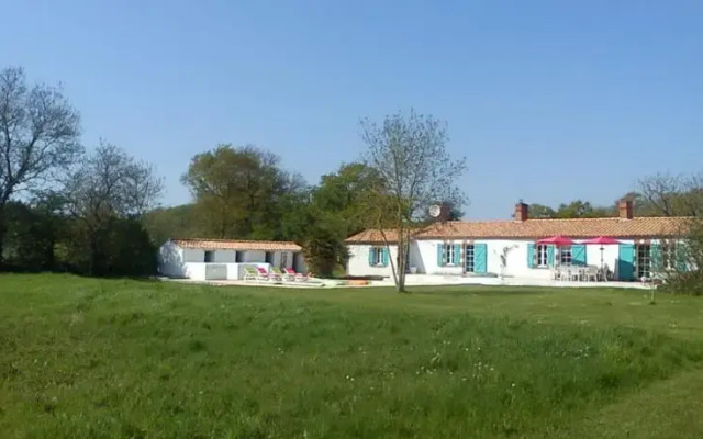 HomeRez - House La Longere de la Rive