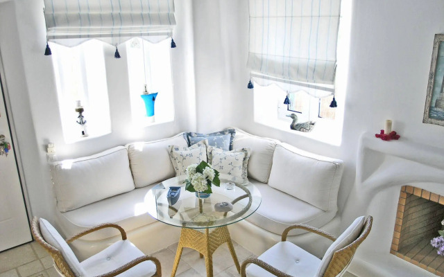 Mykonian Iros Suites & Villas