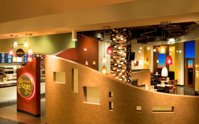 Sheraton Grand Chicago Riverwalk