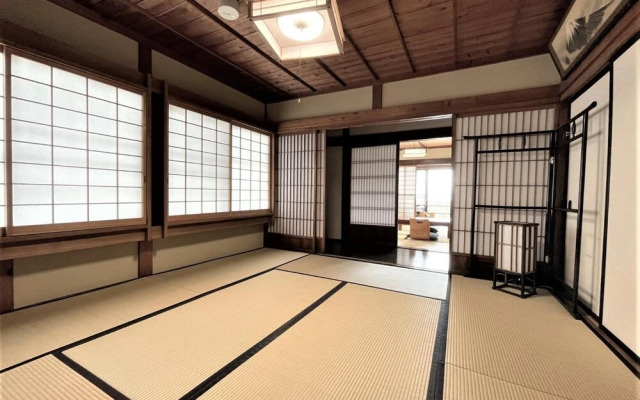 Yadoya Shiroganeya