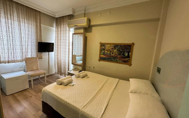 Hikmet Han Otel