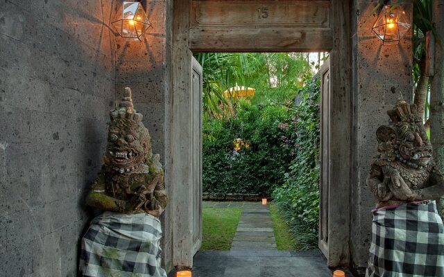 Room & Vespa 3