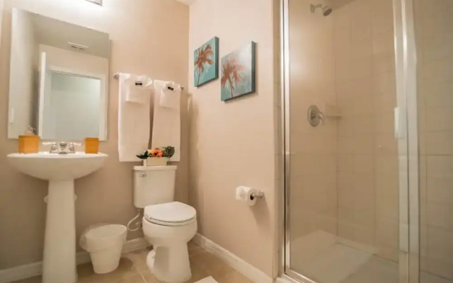 5133 Compass Bay