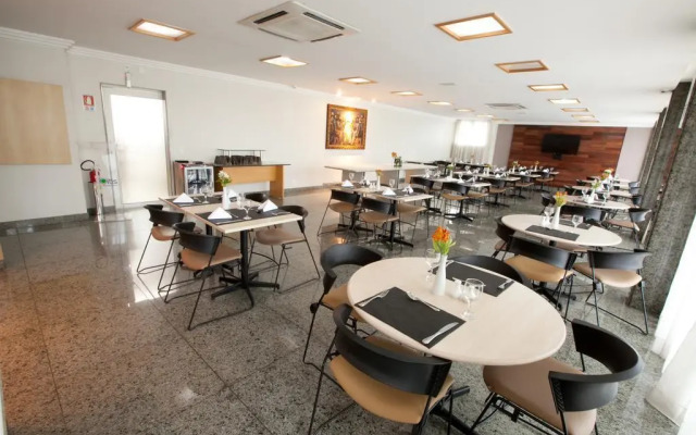 Oitis Hotel