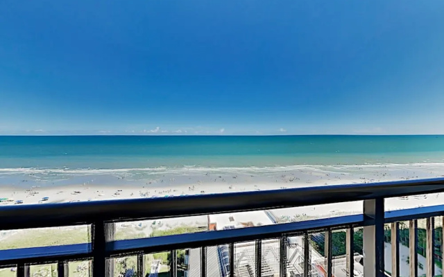 1559gran 3 Bedroom Condo