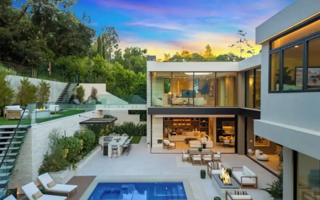 Hutton Modern