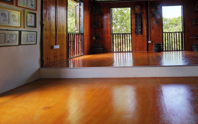 OYO HOME 90800 Rumah Pangi Homestay