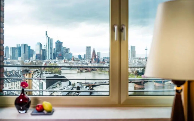 Lindner Hotel Frankfurt Main Plaza, part of JdV by Hyatt