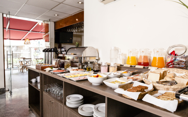 La Paz Apart Hotel