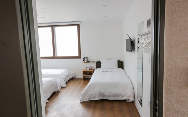 Petercat Hotel Insadong