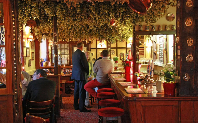 The Kings Arms Hotel