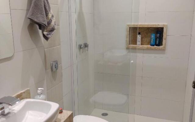 Apartamento Avenida da Praia Centro Caraguatatuba
