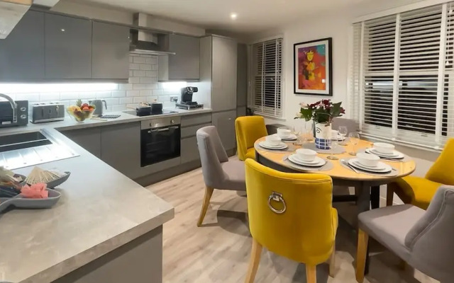 Luxury Ramsgate Harbour View By Adliv