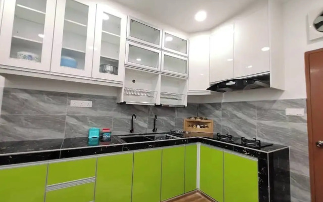 Nur Hartamas Homestayportdickson