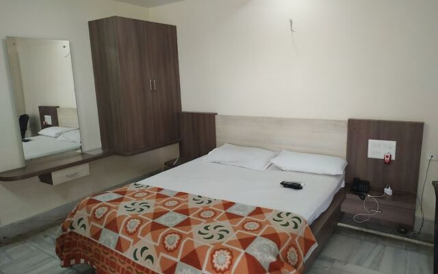 Iroomz Gangothri Residency
