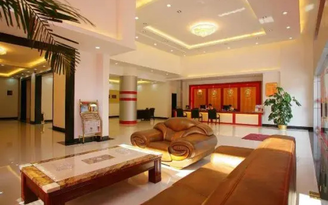 Bayi Baoyuan Hotel (Zhongshan Road No.1 Hospital)