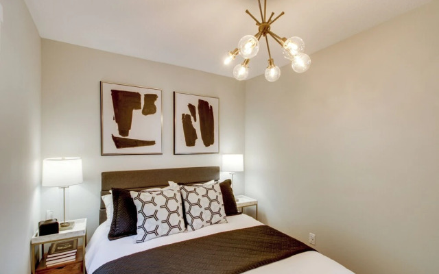 Stylish 'crosby Cottage' - 1 Mi to Serpent Lake!