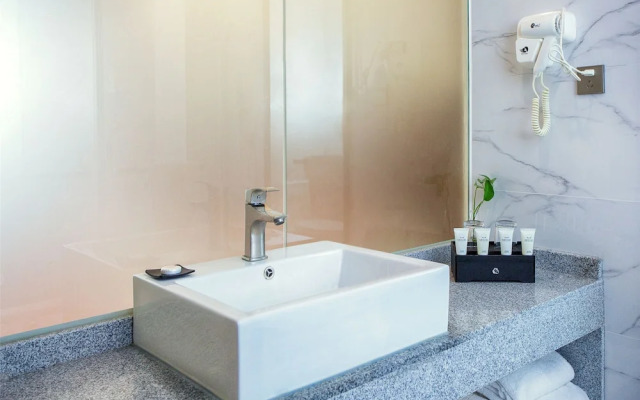 Shanghai Lintin Holiday Hotel