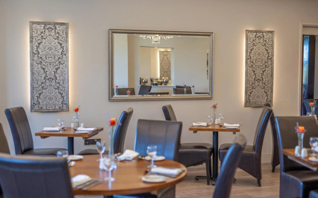 The Links Country Park Hotel