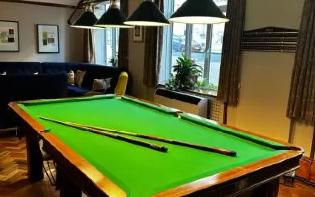 Vincent House London Residence