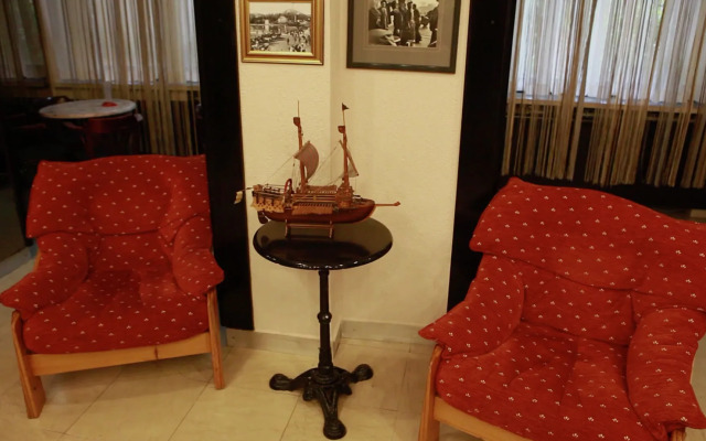 Hotel Sumratin