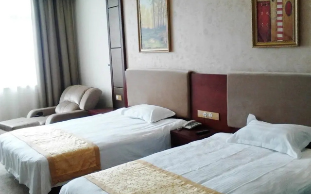 YHT Healthcare Chain Hotel