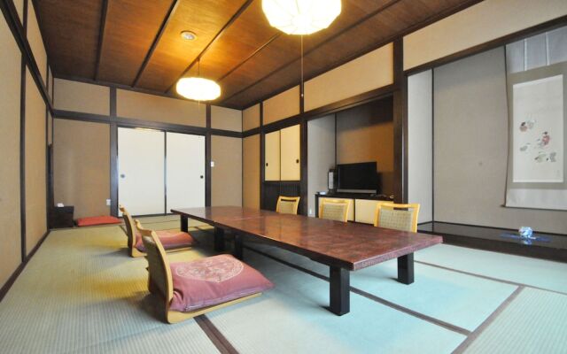 Higashi Ishikawa Ryokan