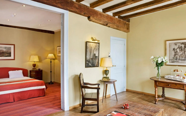 Martin's Relais