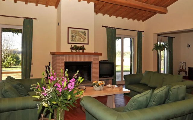 Belvilla by OYO Lovely Estate in the Sabina Hills